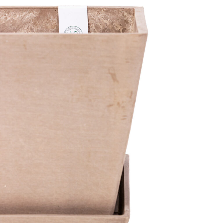 imgi_24_Rotterdam-Cube-Planter-Taupe-20x20x18cm_SWATCH_-Saucer_1600x