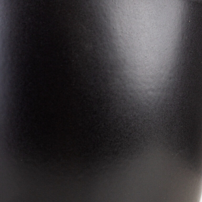 imgi_39_Sven-Pot-Black-Swatch_2000x