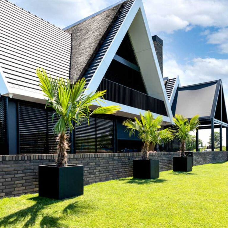 imgi_53_GrigioCubePlanter-AnthraciteConcrete-1_2000x